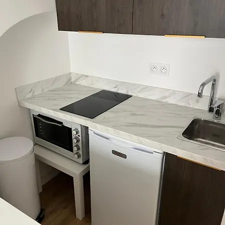 Charming And Comfortable 16 M Apartament